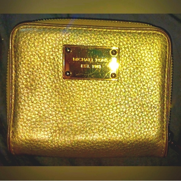 MICHAEL KORS Metallic Gold Wallet, EUC - Picture 1 of 8